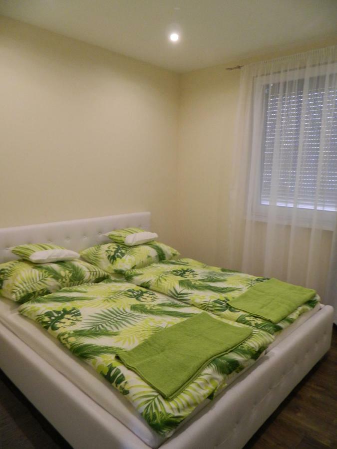 Greento Apartman Balatonföldvár エクステリア 写真