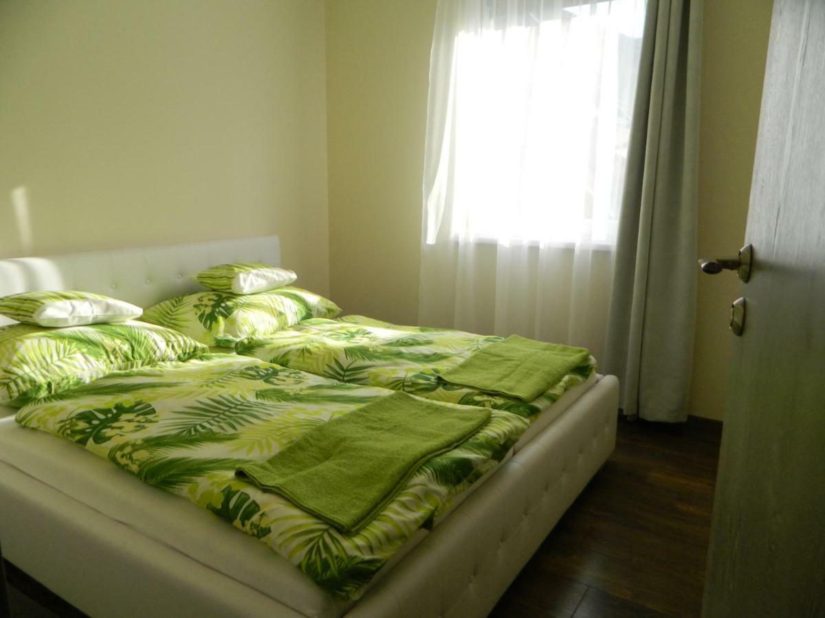 Greento Apartman Balatonföldvár エクステリア 写真